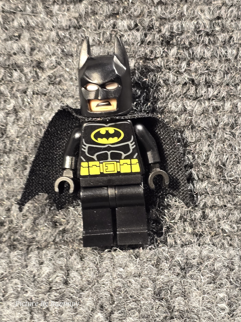 LEGO DC Comics Batman minifigure featuring a black suit
